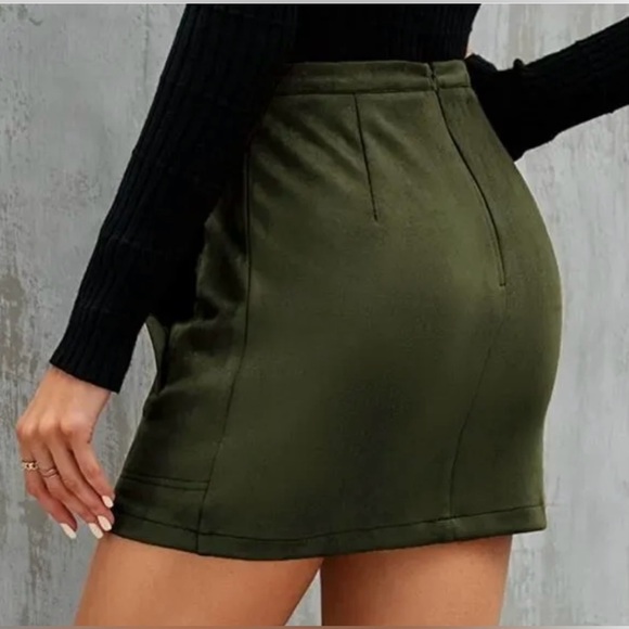 Naggoo High Waist Mini Skirt Army Green Faux Suede - Picture 3 of 9